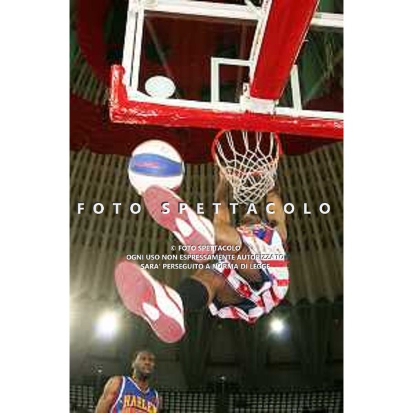 HARLEM GLOBE TROTTER DONALD RAY COLE FOTO GIULIANI