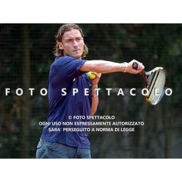 FORO ITALICO, 5/5/2005, INCONTRO DIMOSTRATIVO DI TENNIS TRA FRANCESCO TOTTI E GASTON GAUDIO. (Foto BARTOLETTI)