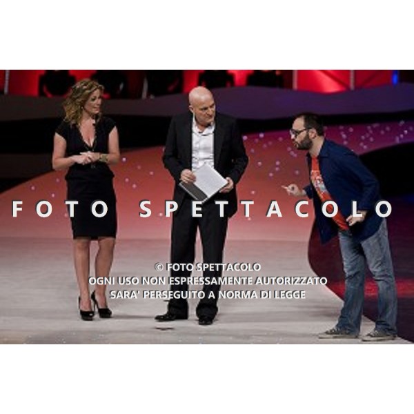 Vanessa Incontrada, Claudio Bisio, Paolo Labati