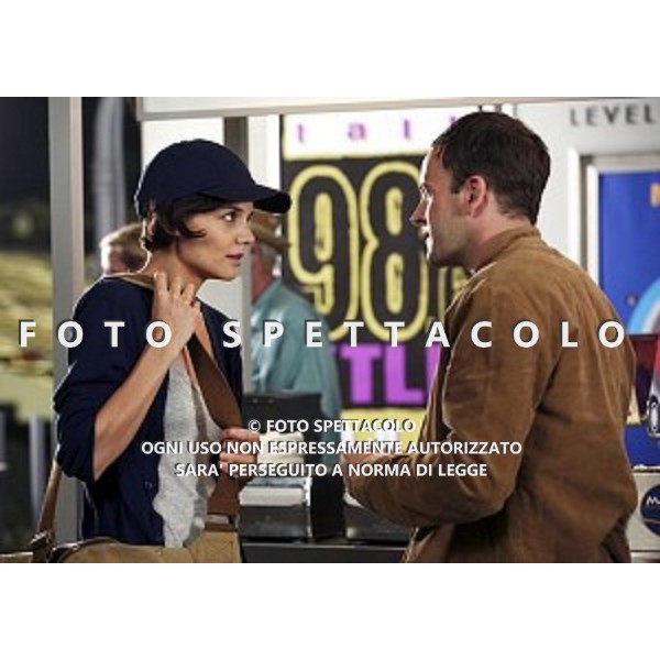 Katie Holmes, Jonny Lee Miller