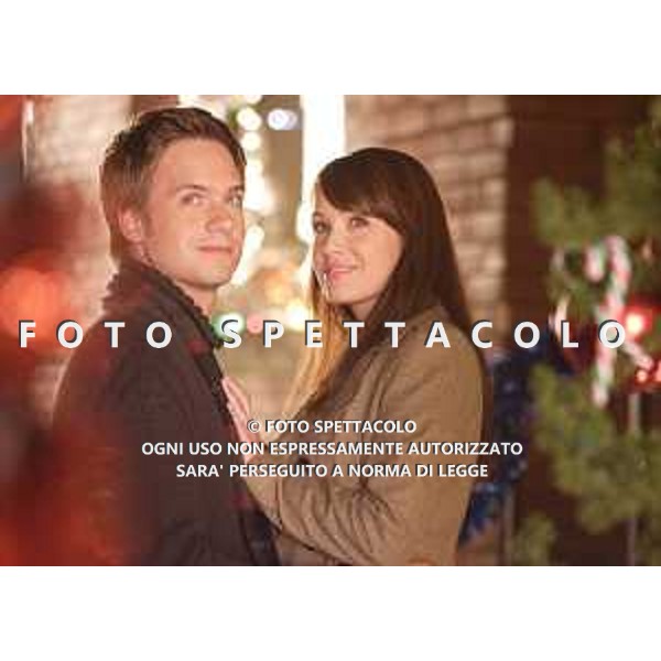 Patrick J. Adams, Marla Sokoloff