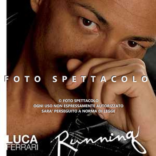 Copertina dell\'album "Running" di Luca Ferrari