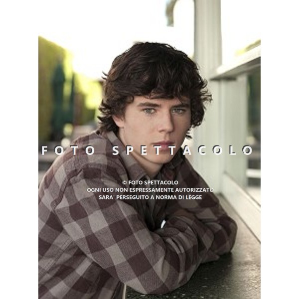 Charlie McDermott