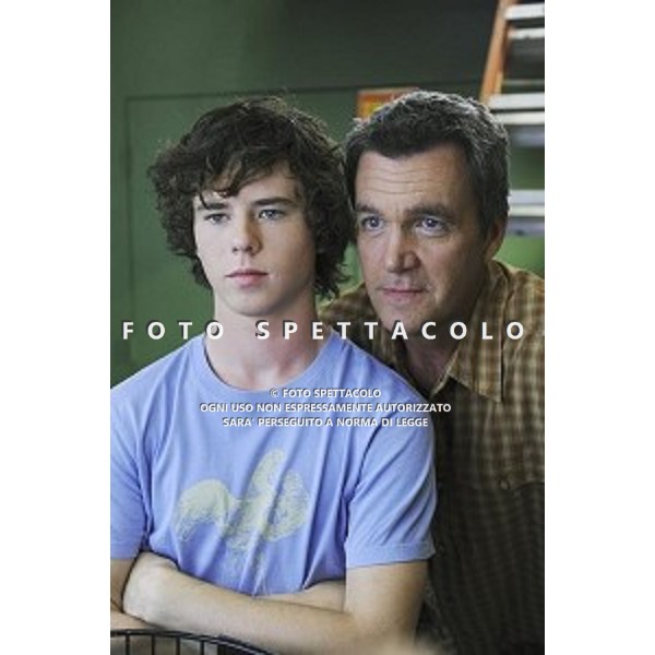 Charlie McDermott, Neil Flynn