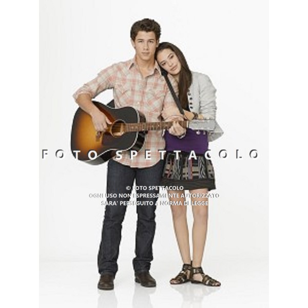 Nick Jonas, Chloe Bridges