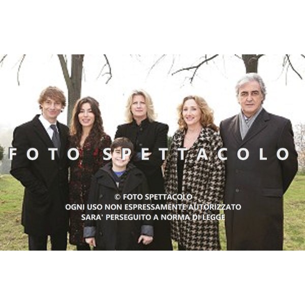 Giorgio Pasotti, Sabrina Impacciatore, Simone Garofalo, Angela Finocchiaro, Lunetta Savino