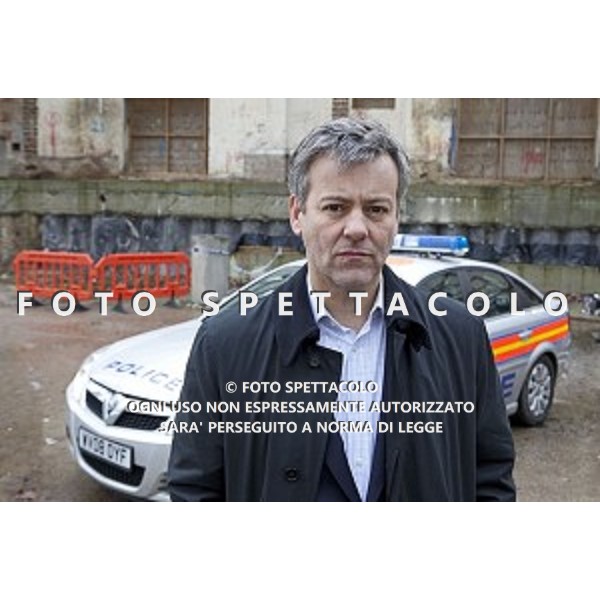 Rupert Graves