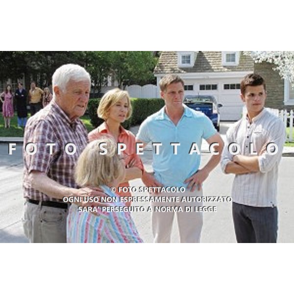 Felicity Huffman, Doug Savant, Max Carver