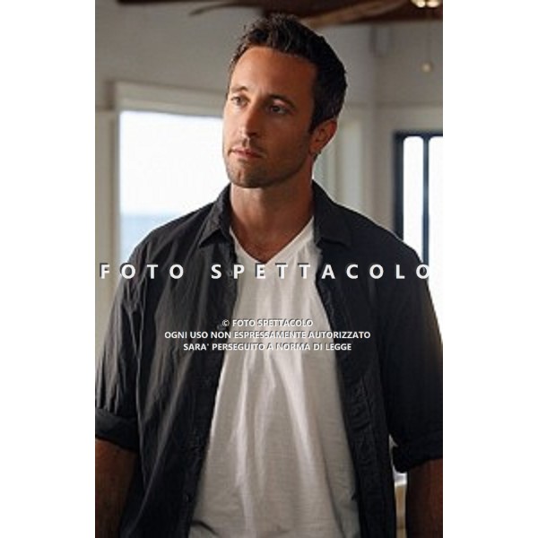 Alex O\'Loughlin