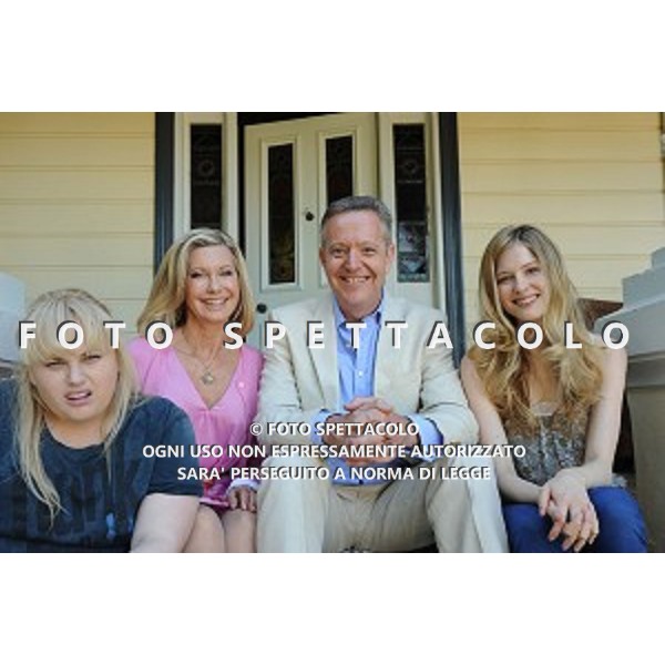 Tre uomini e una pecora - Rebel Wilson, Olivia Newton-John, Jonathan Biggins, Laura Brent