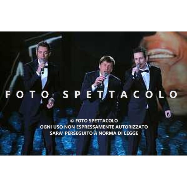 Scherzi a parte 2012 - Nella foto: Luca Bizzarri, Gianni Morandi, Paolo Kessisoglu