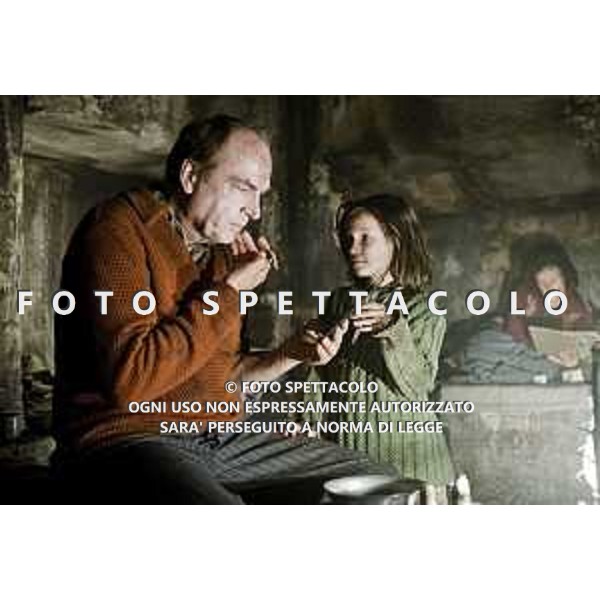 Herbert Knaup e Milla Bańkowicz © Good Films