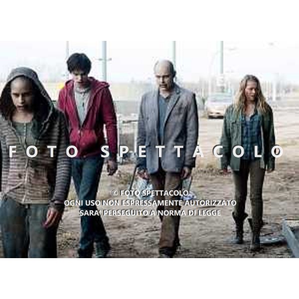 Rob Corddry, Nicholas Hoult e Teresa Palmer - Warm Bodies ©20th Century Fox