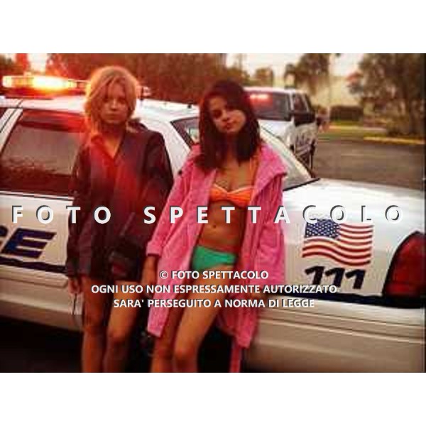 Ashley Benson e Selena Gomez - Spring Breakers - Una vacanza da sballo ©BIM