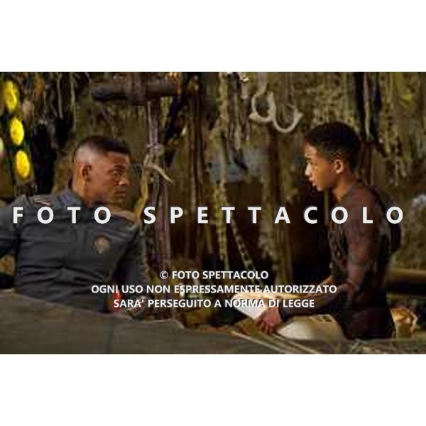 Will Smith e Jaden Smith - After Earth - Dopo la fine del mondo ©Warner Bros Italia