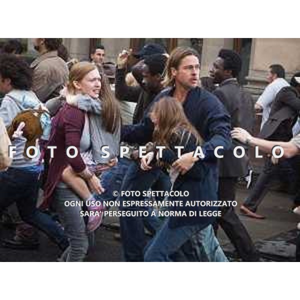 Brad Pitt, Mireille Enos e Sterling Jerins - World War Z ©Universal Pictures