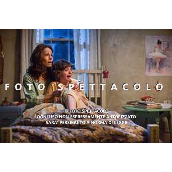 Lili Taylor e Joey King - L\'Evocazione - The Conjuring ©Warner Bros Italia