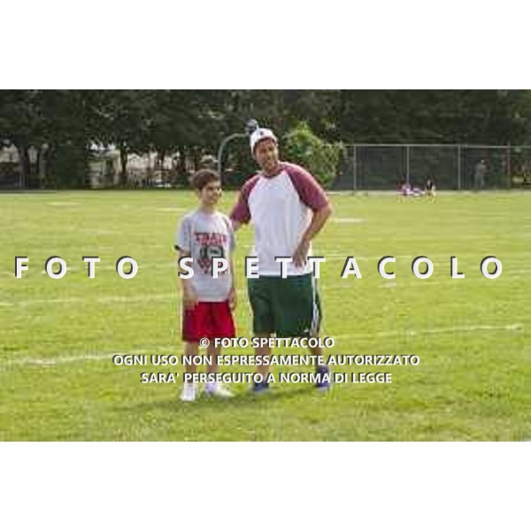 Adam Sandler e Cameron Boyce - Un Weekend da bamboccioni 2 - ©Warner Bros Pictures Italia