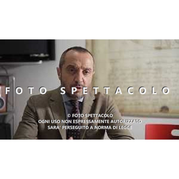 Franco Di Mare - Solving ©S.M.A. s.r.l.