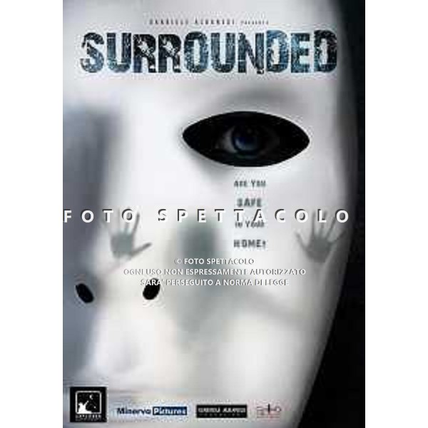 Surrounded - Locandina Film ©Explorer Entertainment